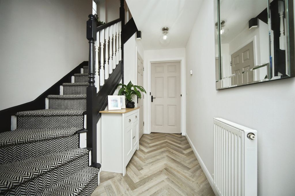 Additional image 17 of 4 bed detached house for saleSorrel Drive, Bridgwater TA5