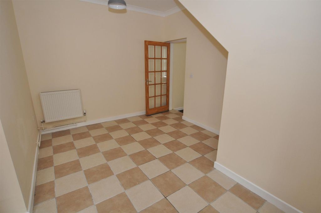 Additional image 4 of 3 bed flat for saleTenby Road, St. Clears, Carmarthen SA33