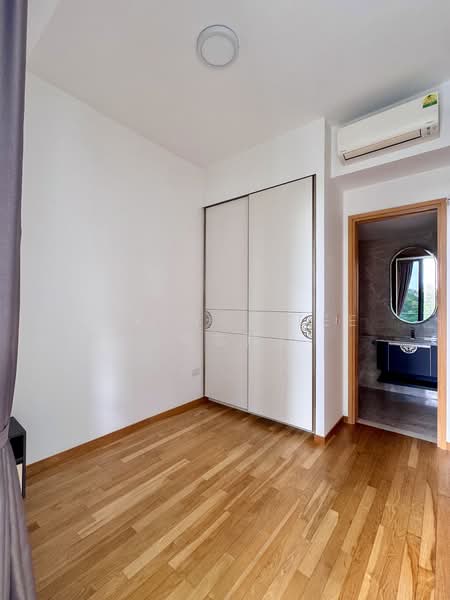 12 Amber Road photo 3