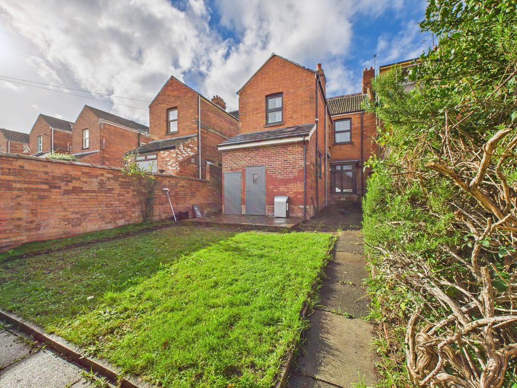 Additional image 20 of 4 bed semi-detached house for saleTaunton Road, Bridgwater TA6