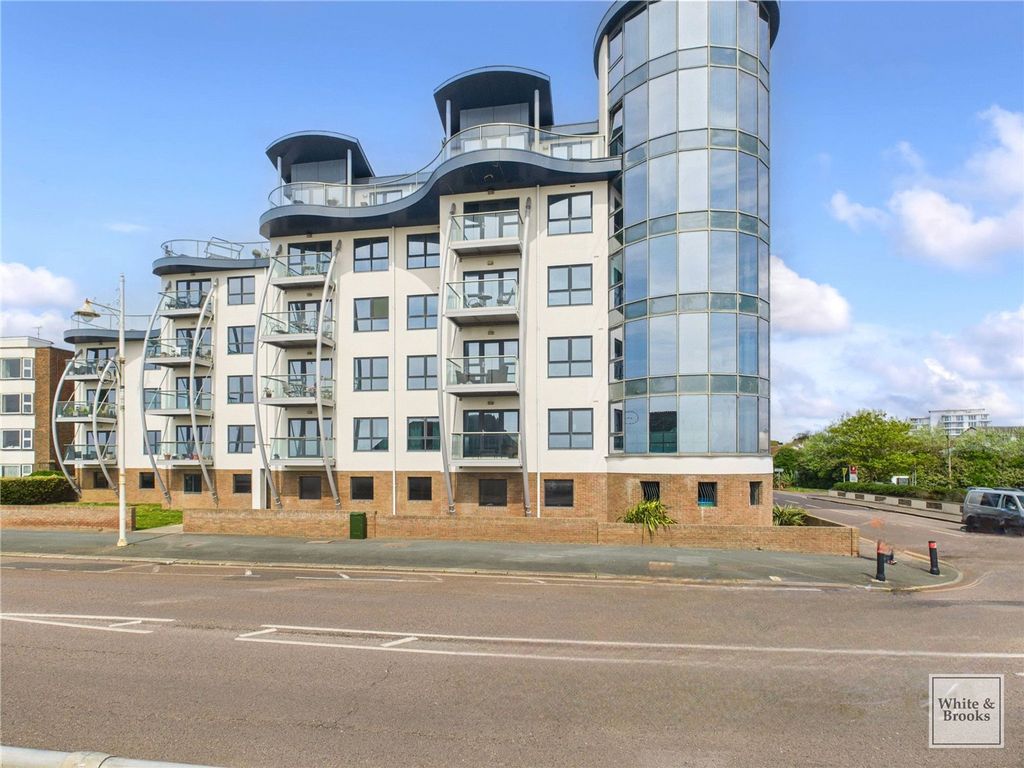 2 bed flat for saleThe Esplanade, Compass Point The Esplanade PO21