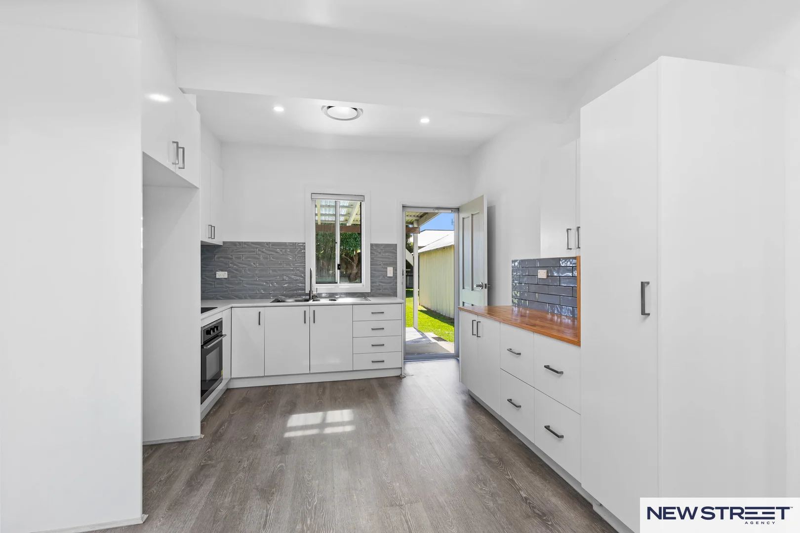 Additional image 9 of 31 Lake Road, Swansea NSW 2281