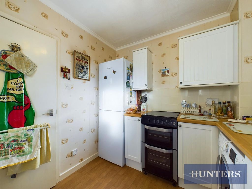 Additional image 5 of 2 bed flat for saleCardigan Road, Bridlington YO15
