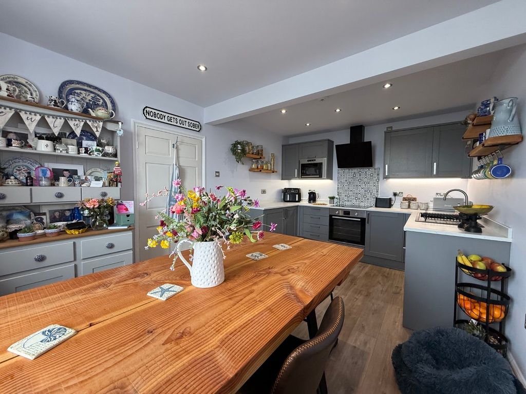 Additional image 15 of 4 bed terraced house for saleRock Street, New Quay SA45