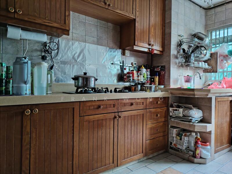 301 Clementi Avenue 4 photo 2