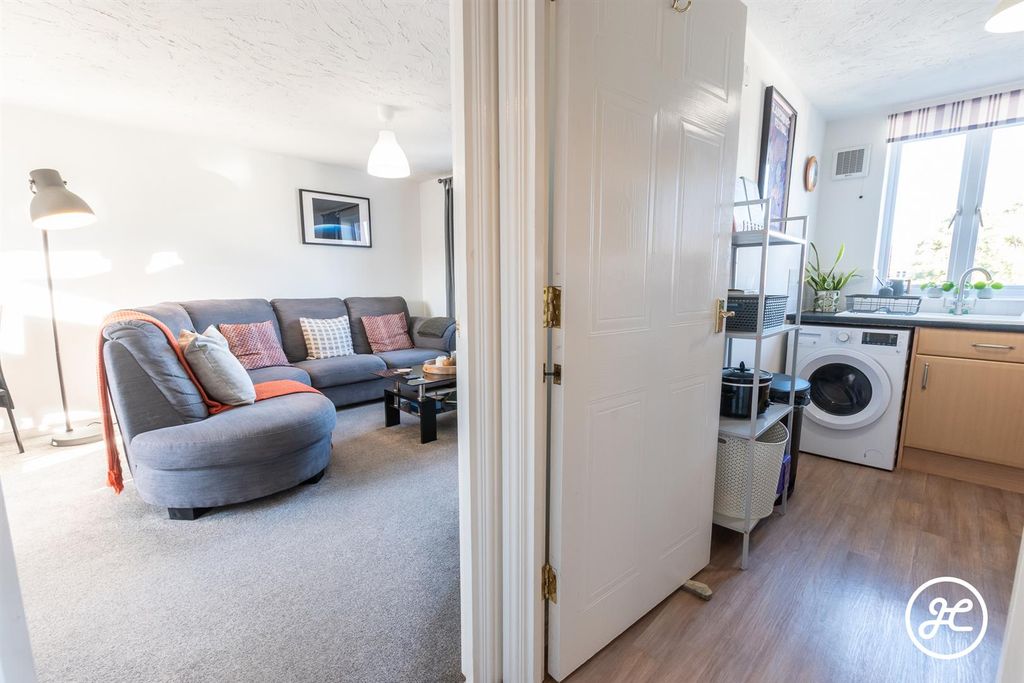 Additional image 7 of 2 bed flat for saleLords Way, Bridgwater TA6