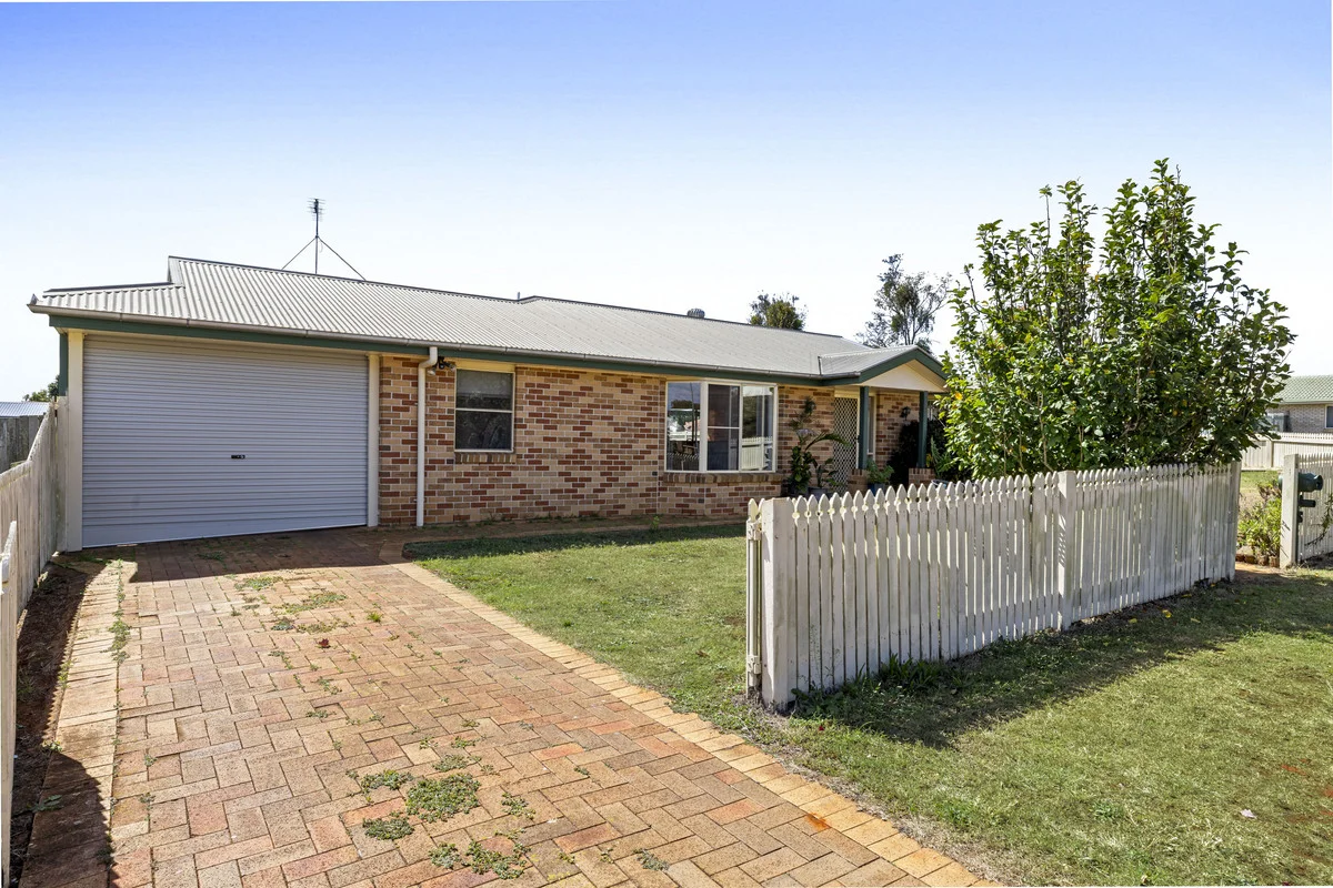Additional image 4 of 15 Gouldson Drive, Kearneys Spring QLD 4350