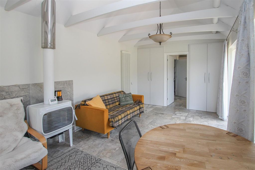 Additional image 35 of 6 bed detached house for saleHay Green Lane, Hook End, Brentwood CM15