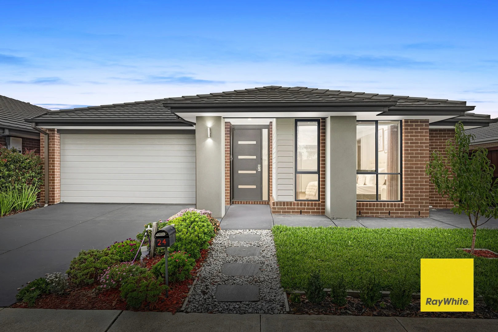 24 Brabourne Street, Mickleham VIC 3064