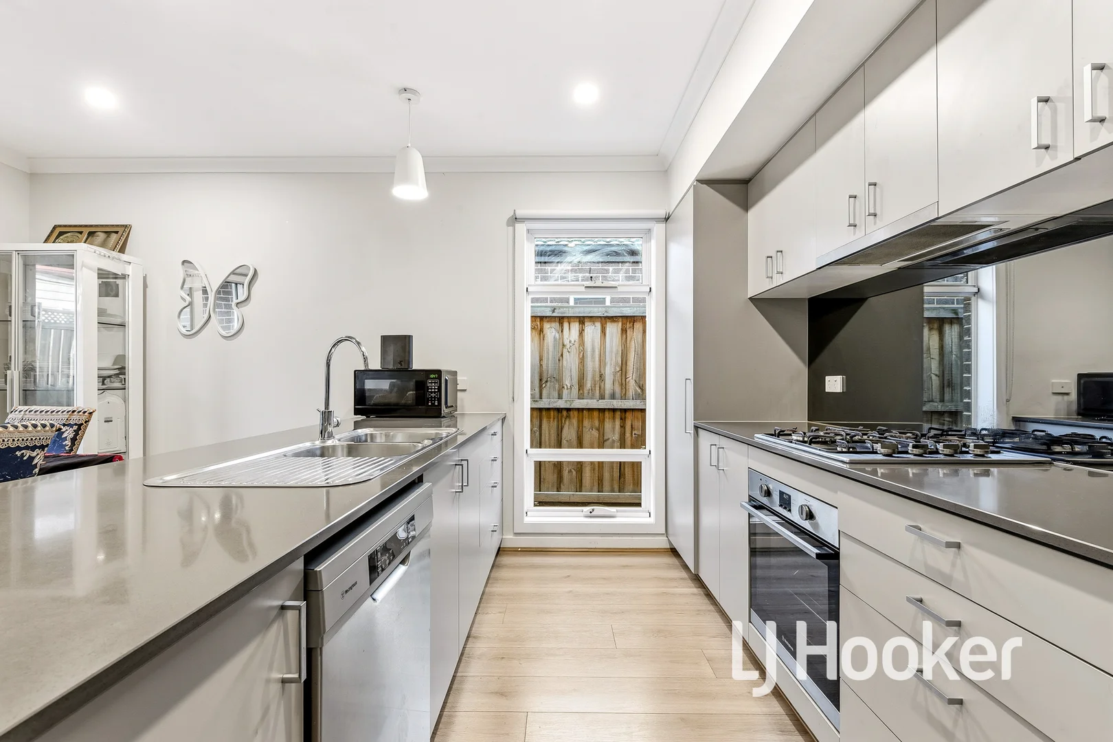 Additional image 4 of 33 Mercury Road, Cranbourne East VIC 3977
