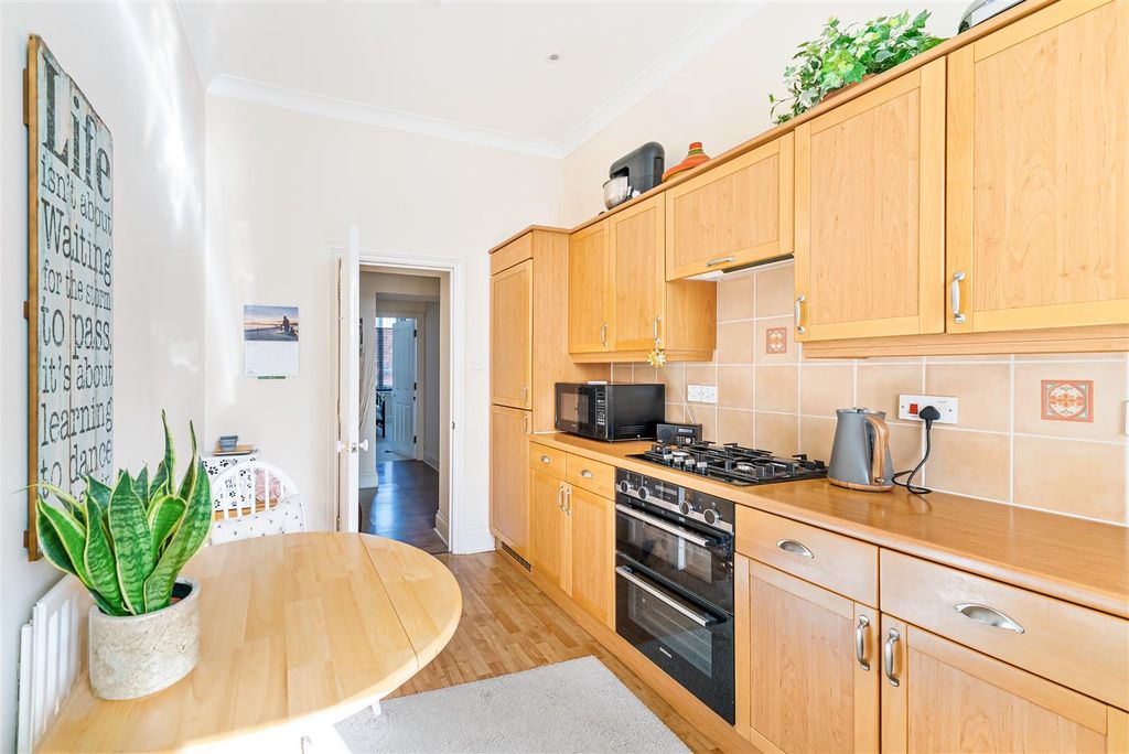 Additional image 10 of 2 bed flat for saleRoyal Sands, Weston-Super-Mare BS23
