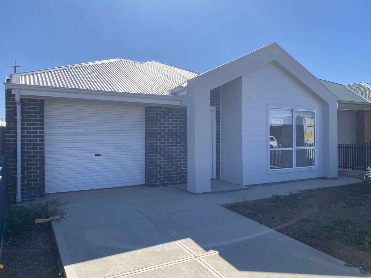 Additional image 2 of 5 Munro Avenue, Munno Para SA 5115
