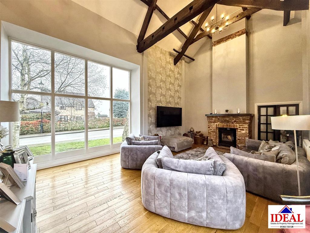Additional image 8 of 5 bed barn conversion for saleSouth Farm Drive, Skellow, Doncaster DN6