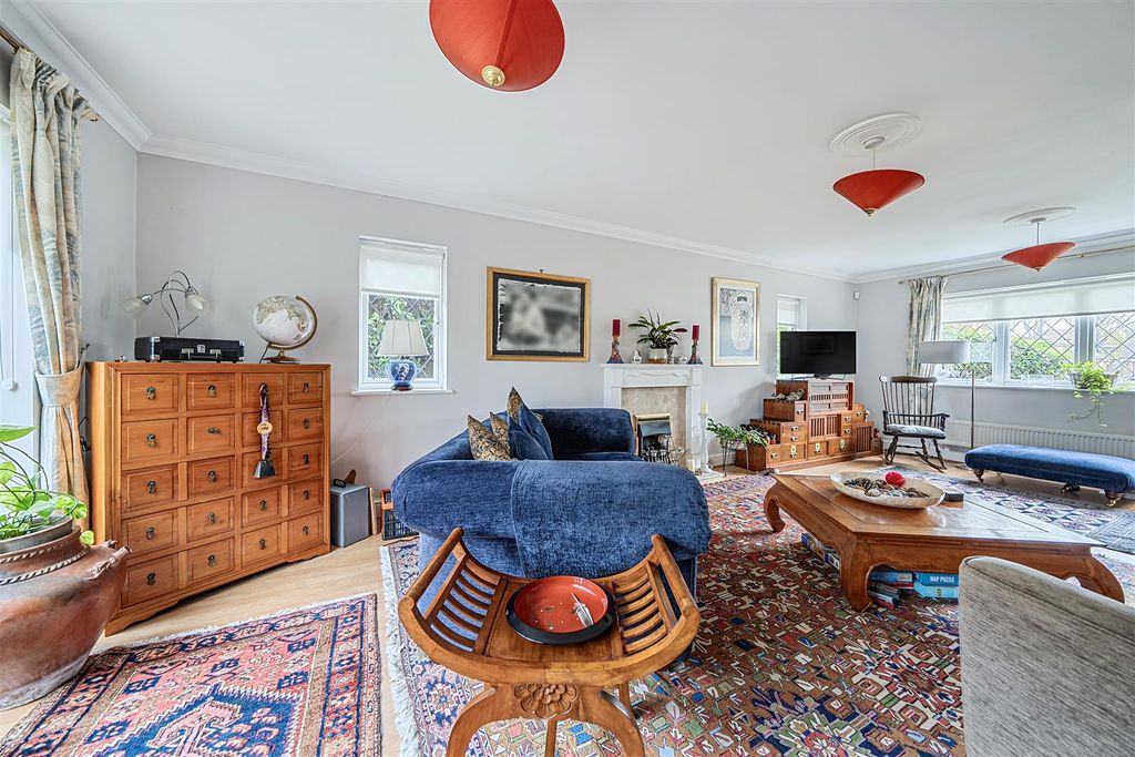 Additional image 7 of 5 bed detached house for saleNewmans Close, Broadstairs CT10