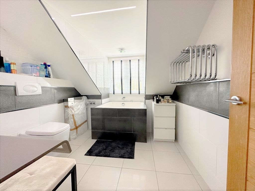 Additional image 19 of 5 bed detached house for saleGrove Field, Braintree CM7