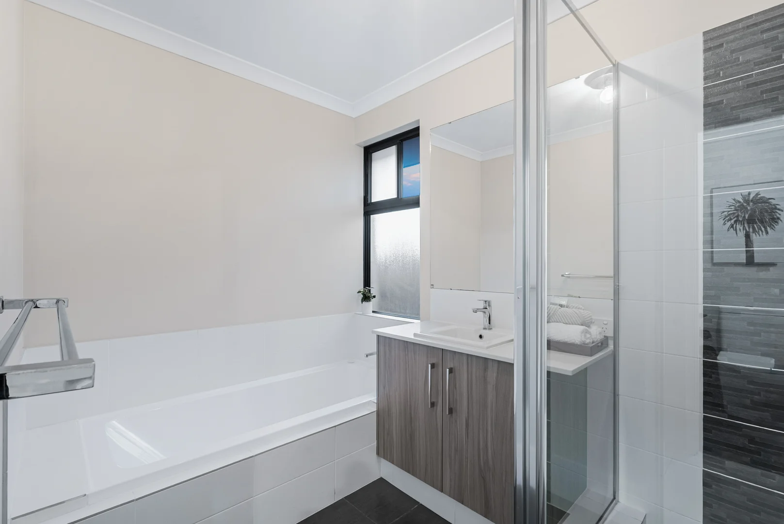 Additional image 20 of 130 Honeywood Avenue, Wandi WA 6167