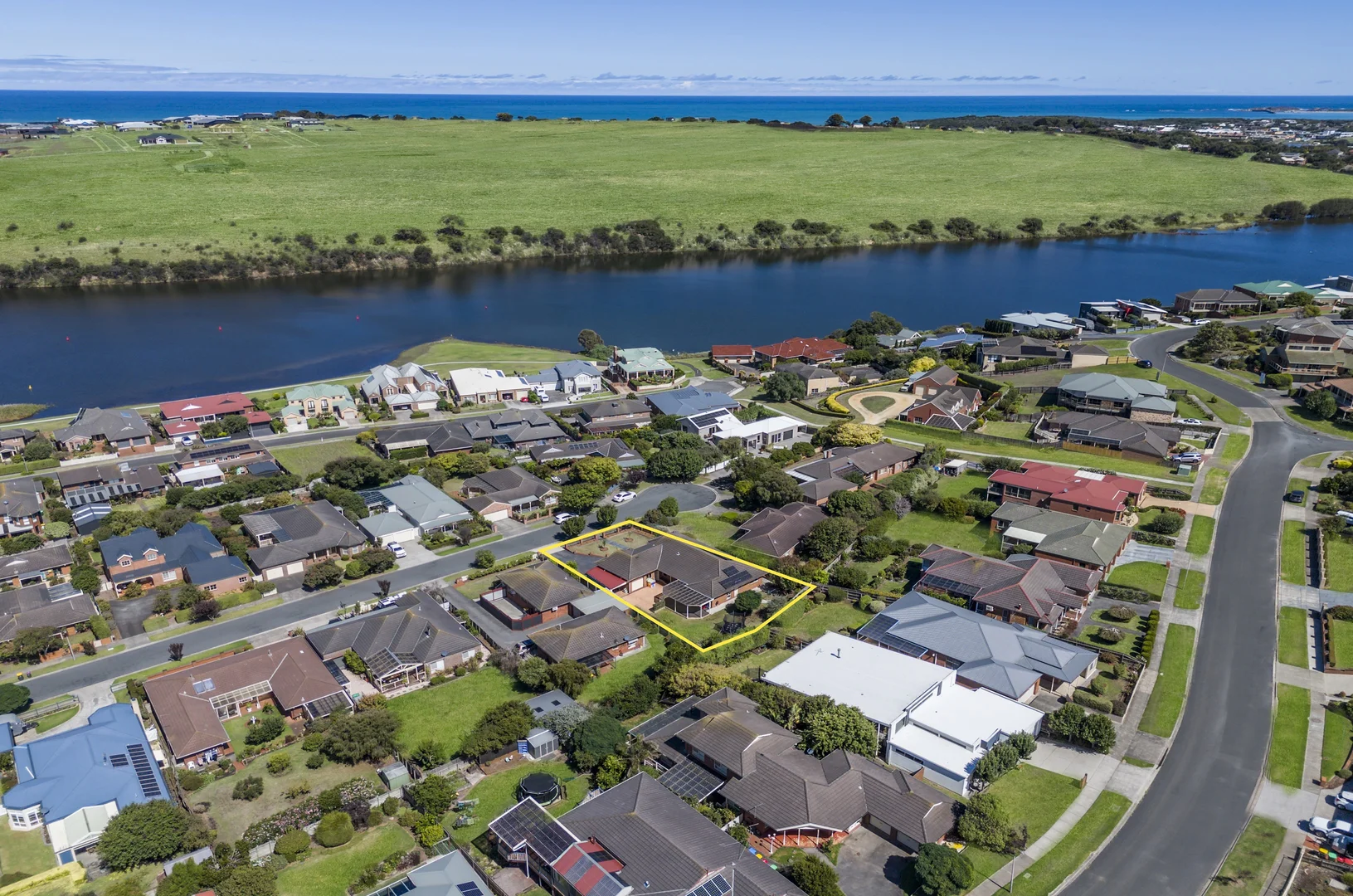 Additional image 2 of 13 Greenvale Court, Warrnambool VIC 3280