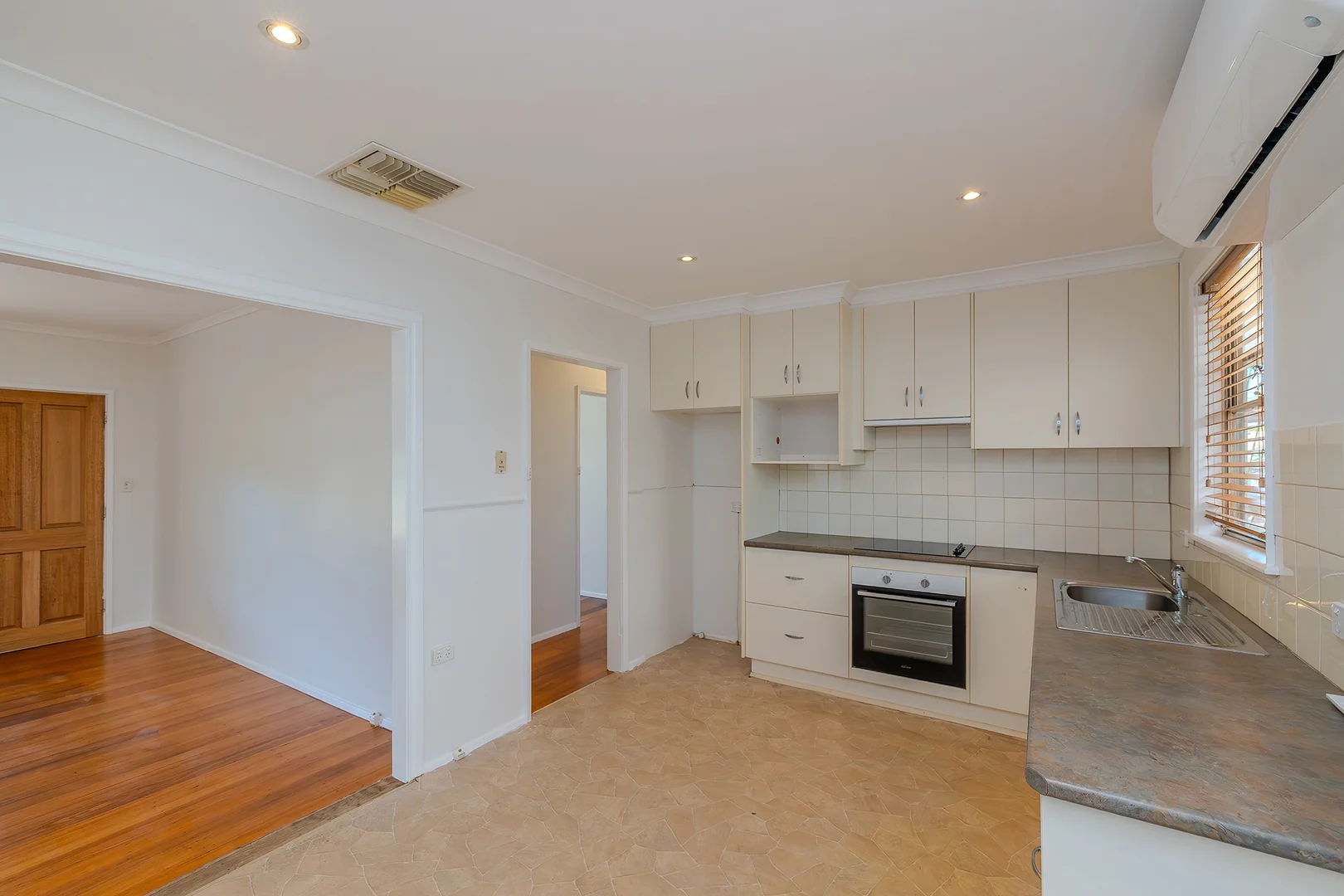 Additional image 8 of 52 Brian Cres, Mildura VIC 3500