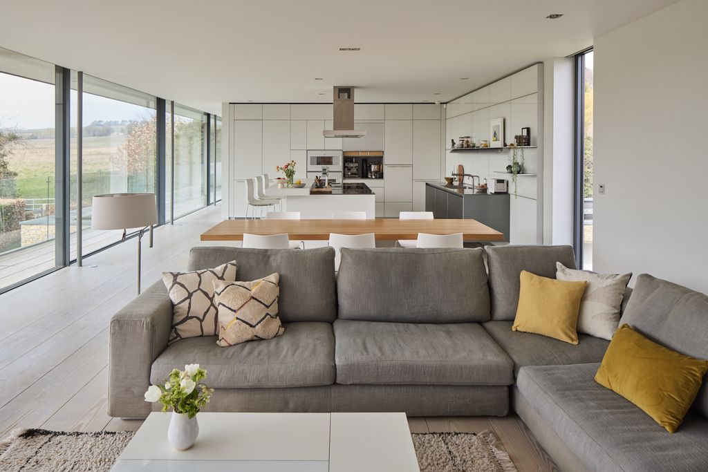 Additional image 10 of 5 bed detached house for saleVitro House, Marlow, Buckinghamshire SL8