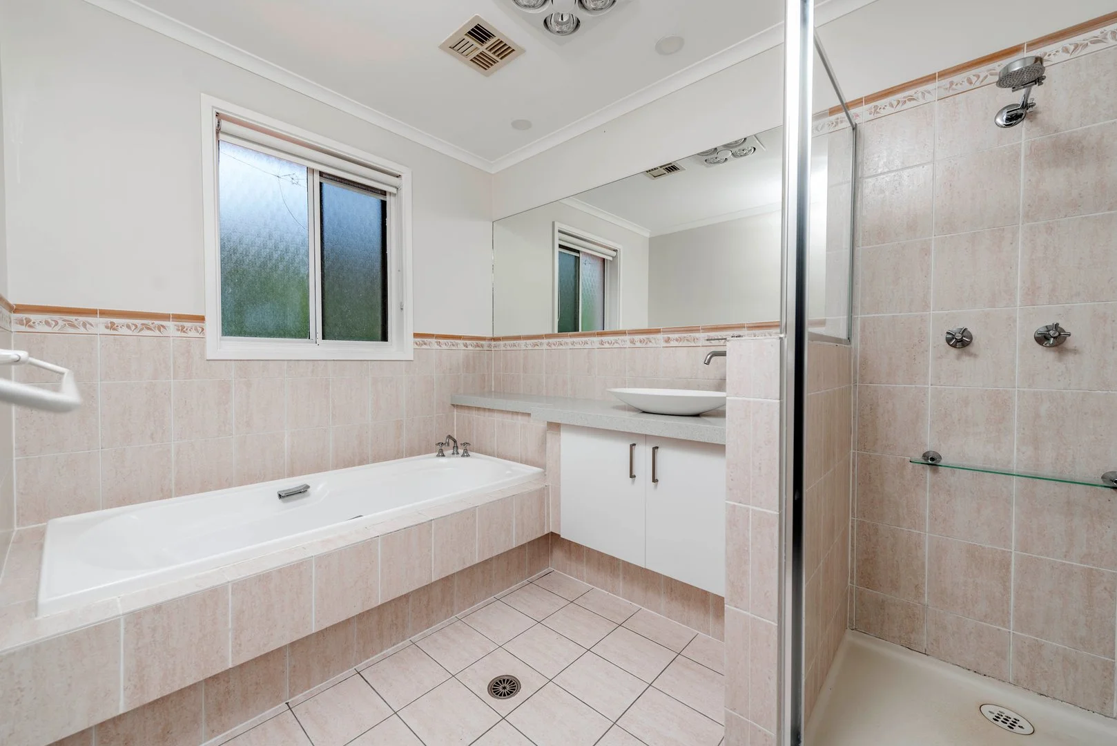 Additional image 19 of 7 Courtice Close, Fadden ACT 2904