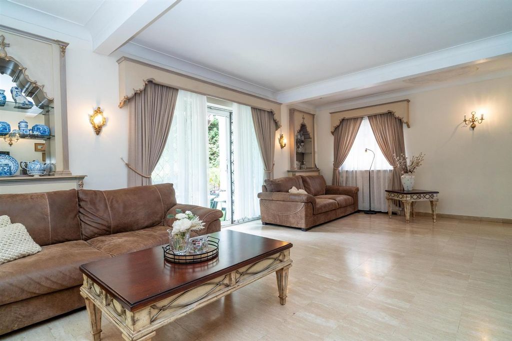 Additional image 15 of 6 bed detached house for saleAllum Lane, Elstree, Borehamwood WD6