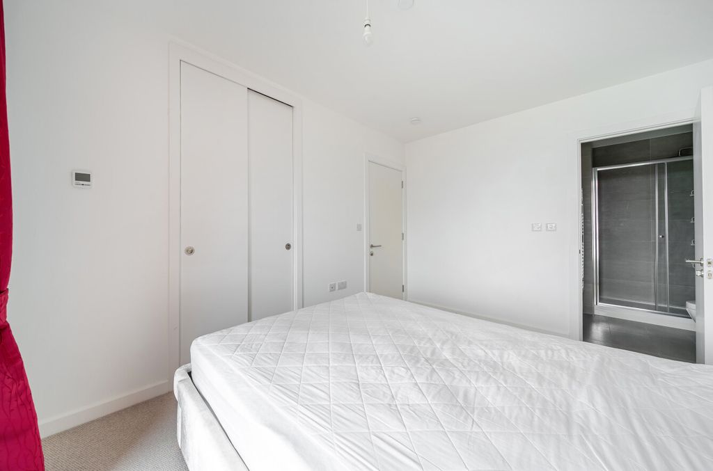 Additional image 8 of 2 bed flat for saleSt. Marks Square, Bromley BR2