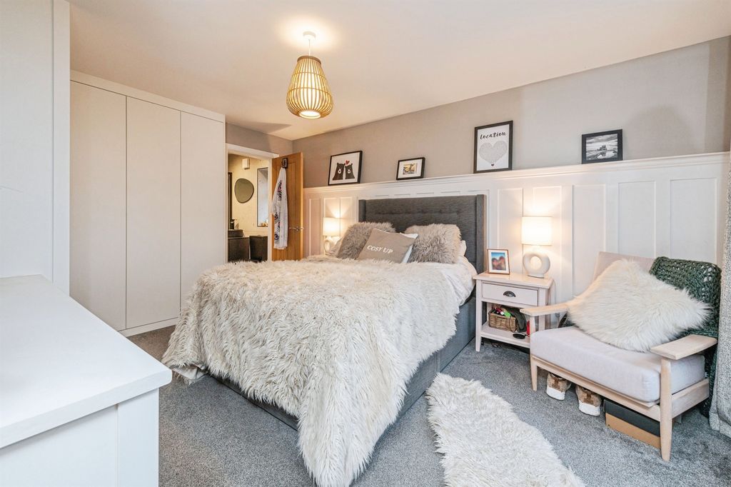 Additional image 15 of 5 bed detached house for saleClough Lane, Brighouse HD6