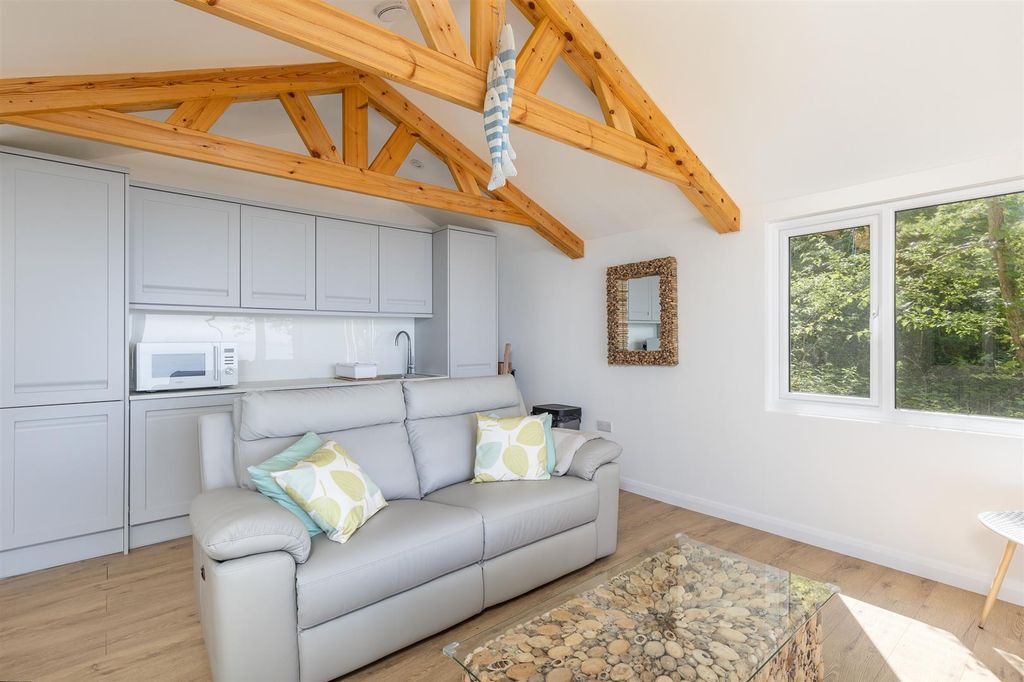 Additional image 32 of 5 bed detached house for saleQuarr, Isle Of Wight PO33