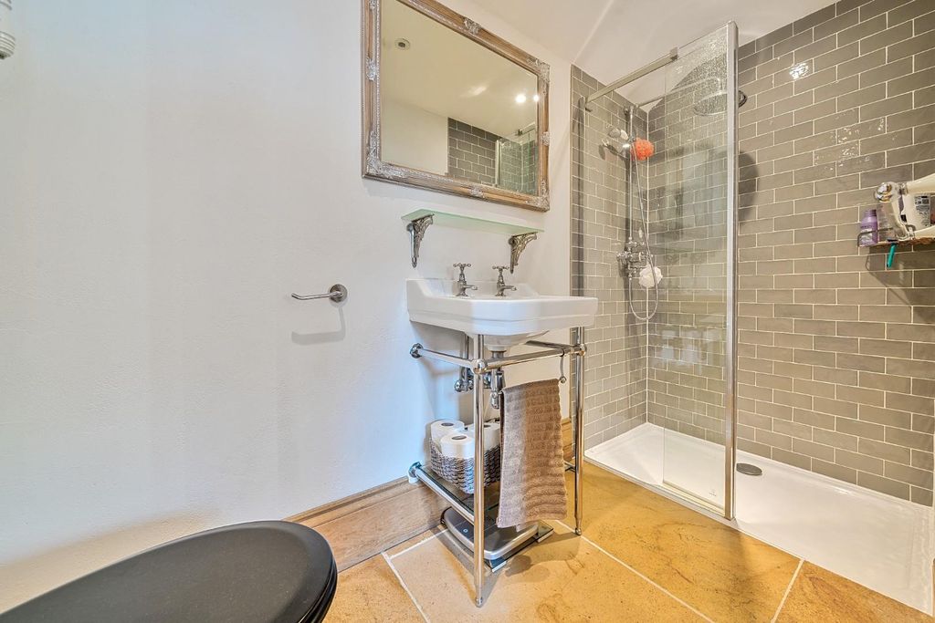 Additional image 13 of 4 bed detached house for saleHigh Street, Great Barford MK44