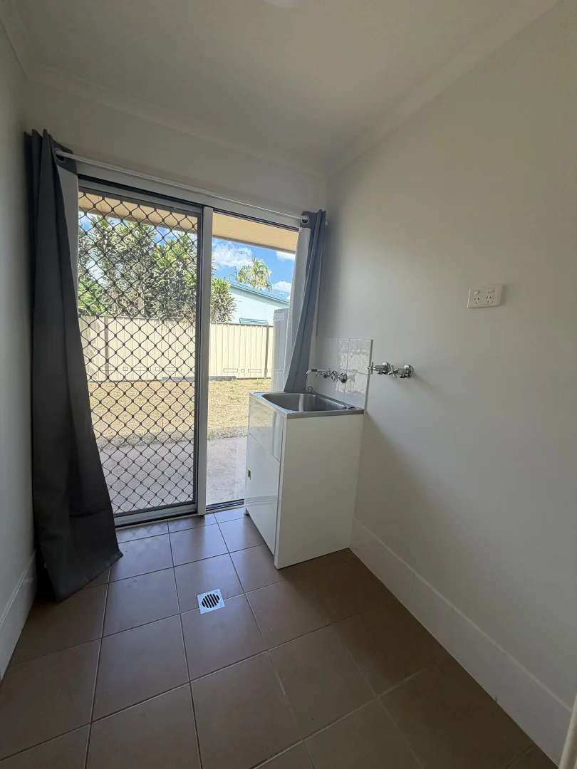 Additional image 12 of 57 Dundas St, Emerald QLD 4720