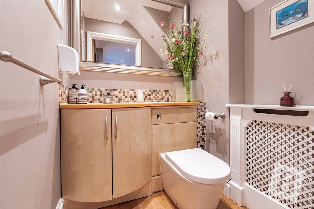 Additional image 7 of 5 bed detached house for saleOaklands Close, Braintree, Essex CM77