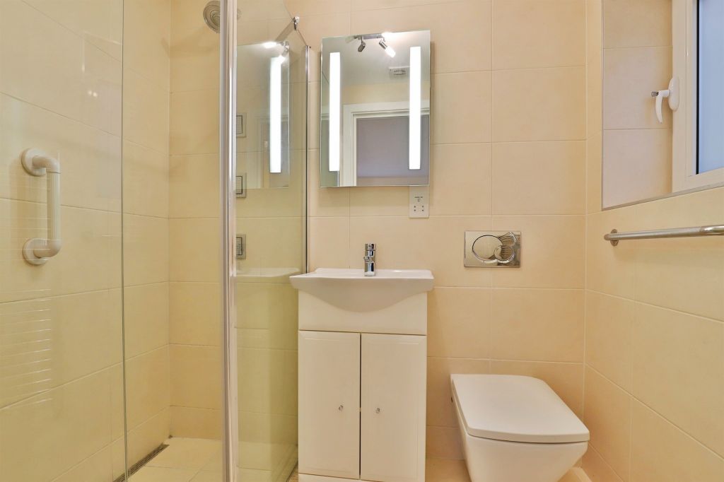 Additional image 10 of 3 bed flat for saleBoscombe Overcliff Drive, Bournemouth BH5