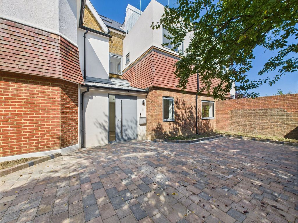 Additional image 10 of 2 bed flat for saleStone Road, Broadstairs CT10