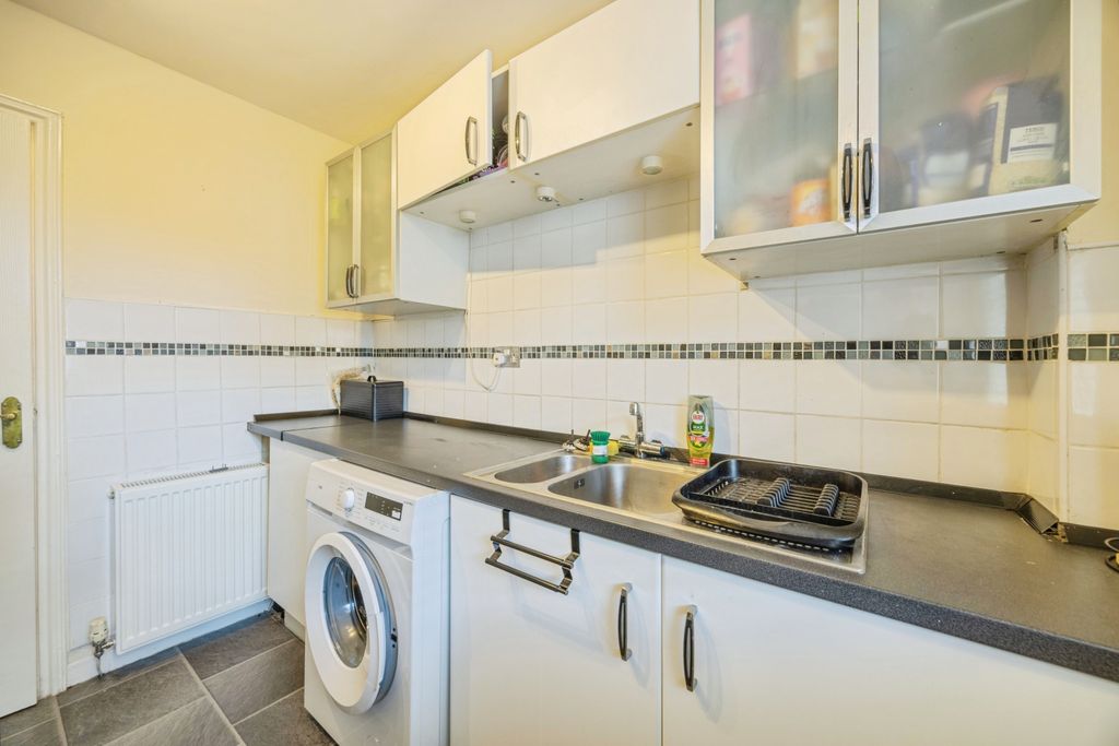 Additional image 8 of 2 bed flat for saleMain Street, Larbert FK5