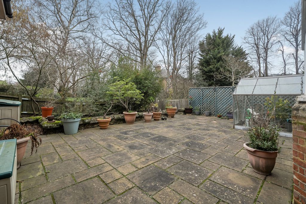 Additional image 4 of 2 bed flat for saleRodway Road, Bromley BR1