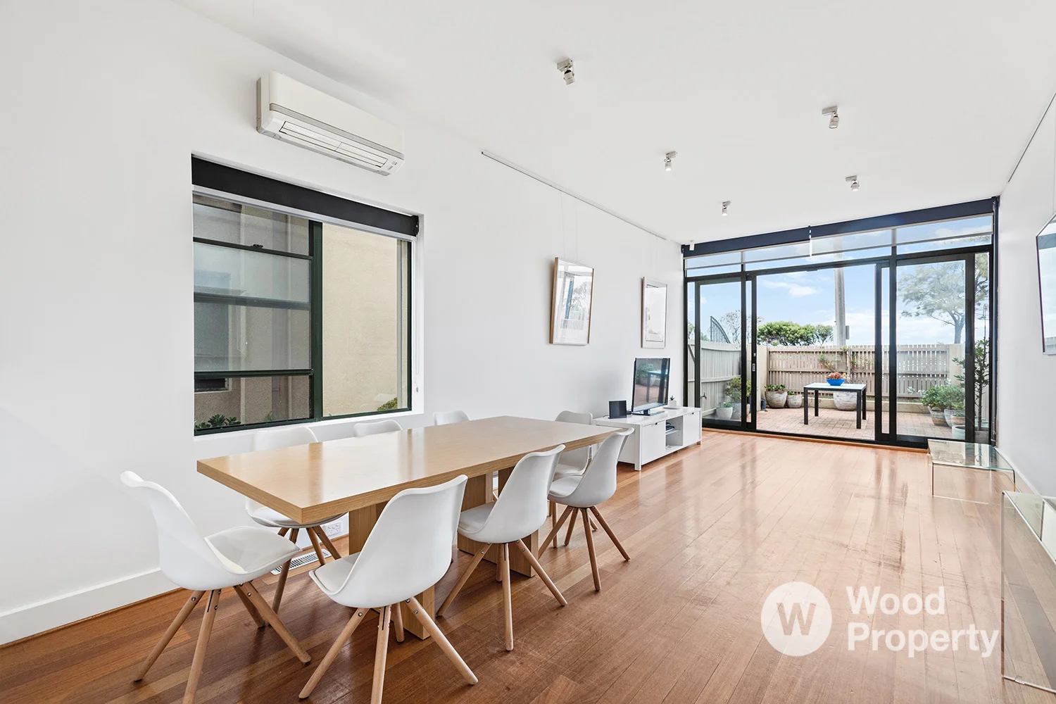 Additional image 3 of 2/14-15 Marine Parade, St Kilda VIC 3182