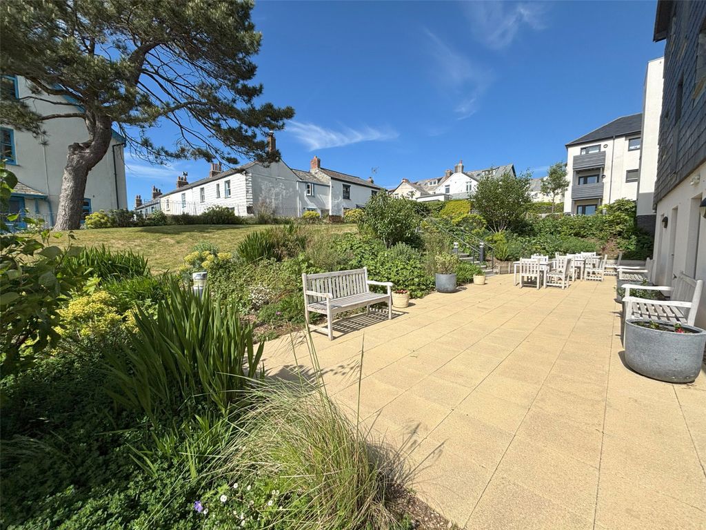 Additional image 3 of 2 bed flat for saleBramble Hill, Bude EX23