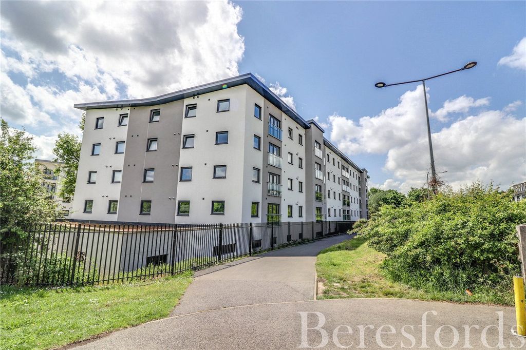 Additional image 19 of 2 bed flat for saleSt. Johns Avenue, Braintree CM7
