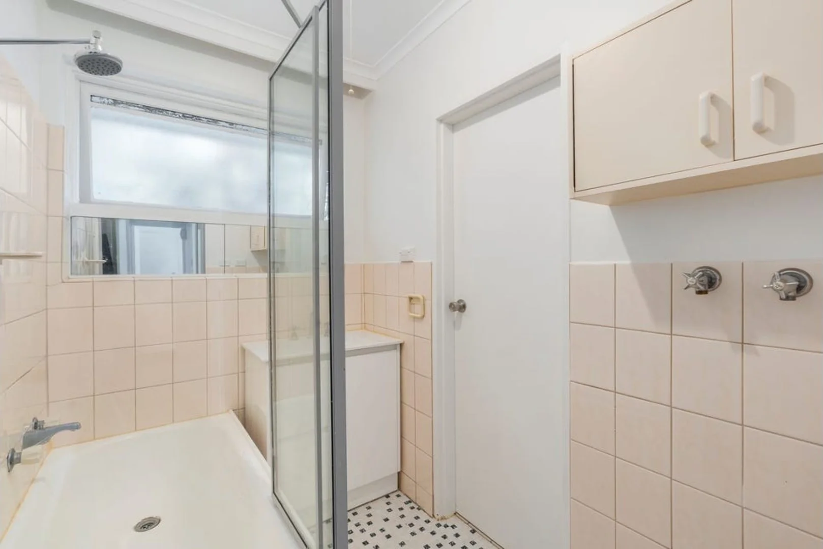 Additional image 4 of 7/264 Neerim Road, Carnegie VIC 3163