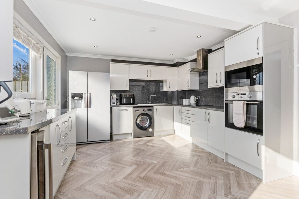 Additional image 3 of 4 bed terraced house for sale38 Cuikenburn, Penicuik EH26