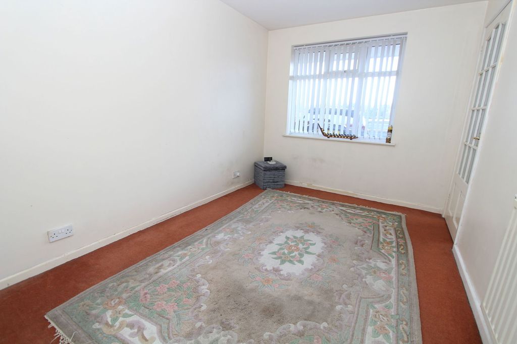 Additional image 8 of 5 bed detached house for saleNorth View Drive, Brierley Hill DY5