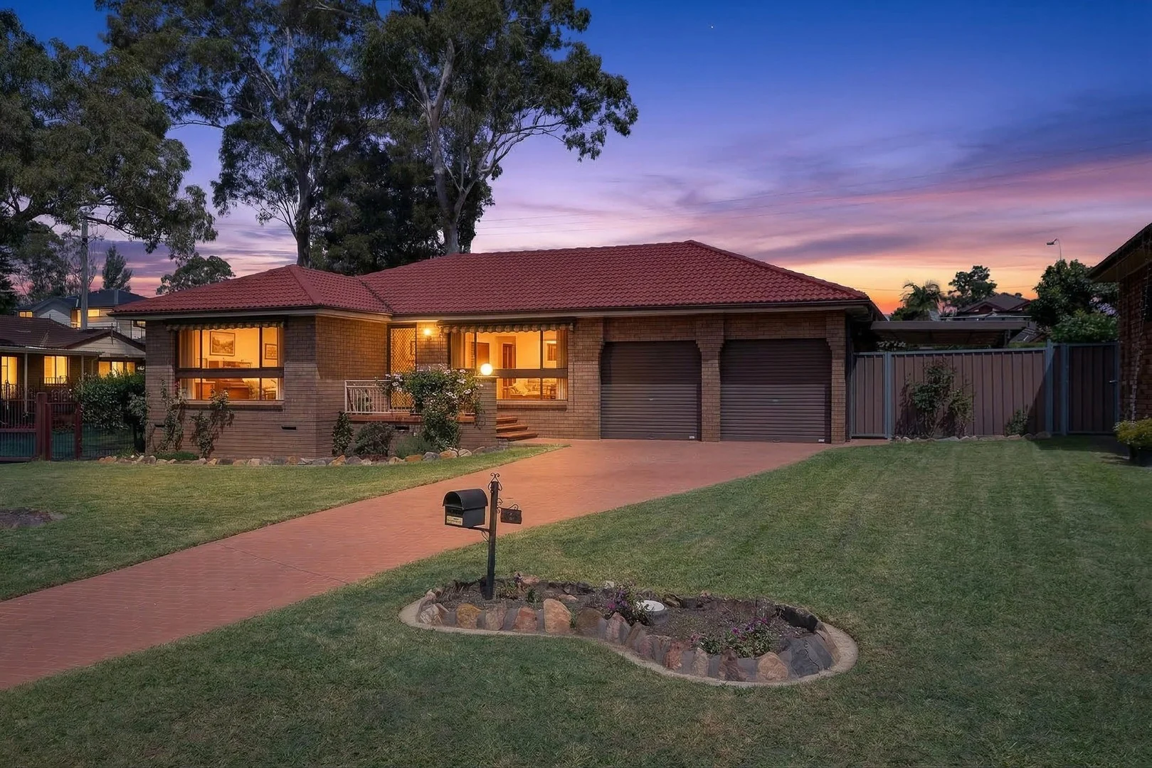 5 Swan Place, Ingleburn NSW 2565