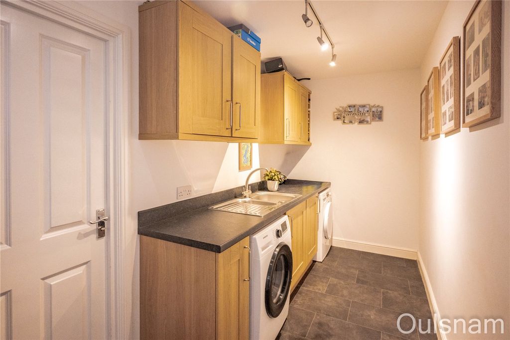 Additional image 13 of 5 bed detached house for saleBlossom Drive, Bromsgrove, Worcestershire B61