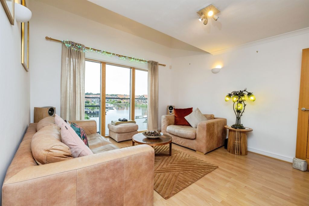 Additional image 8 of 2 bed flat for saleMarine Approach, Lincoln LN1