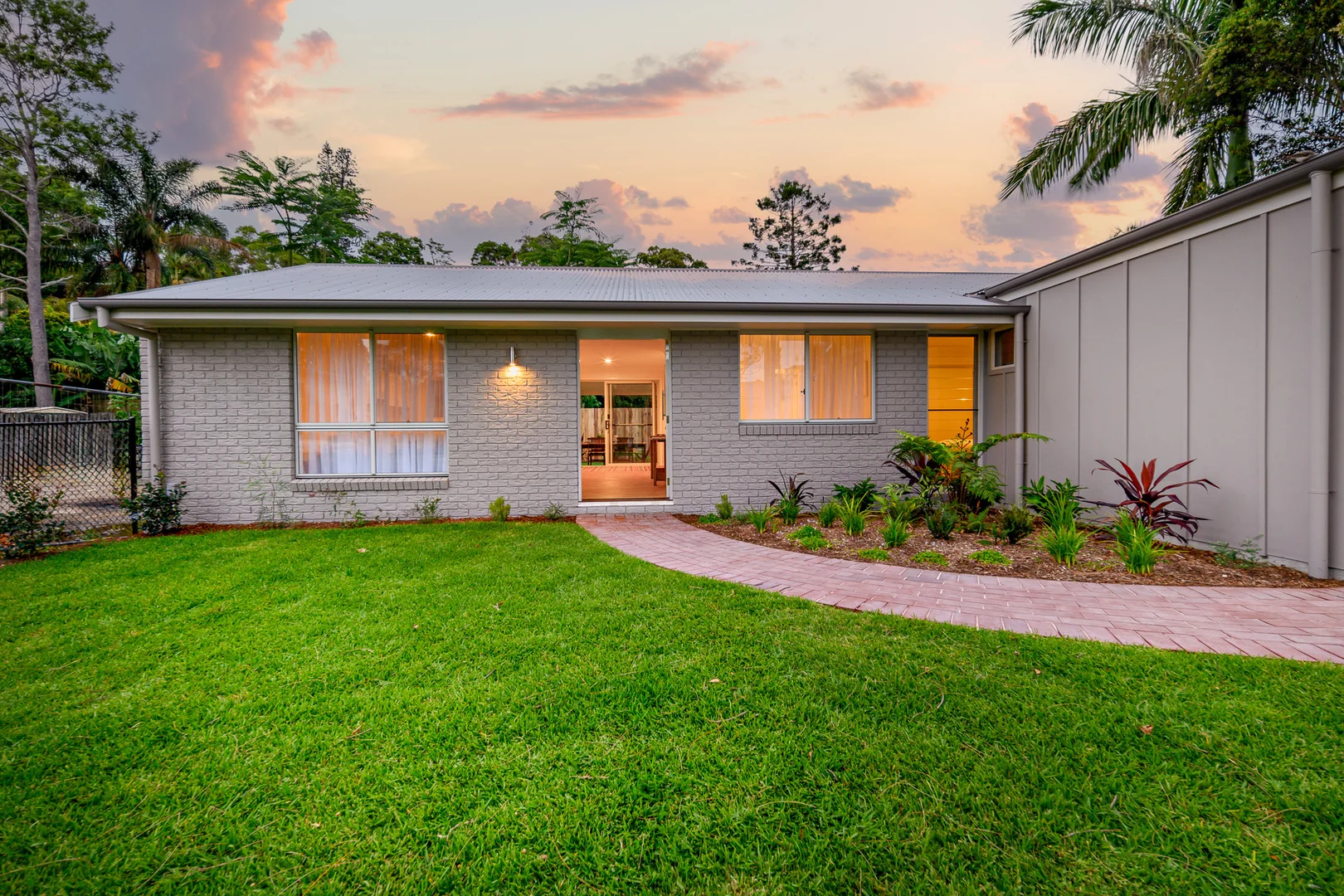 Additional image 33 of 2/51 Balemo Drive, Ocean Shores NSW 2483