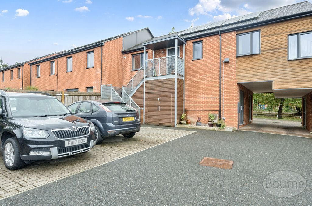 Additional image 11 of 2 bed maisonette for saleMonkton Drive, Bordon, Hampshire GU35