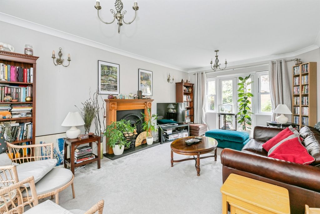 Additional image 3 of 6 bed detached house for saleApley Way, Lower Cambourne, Cambridge CB23