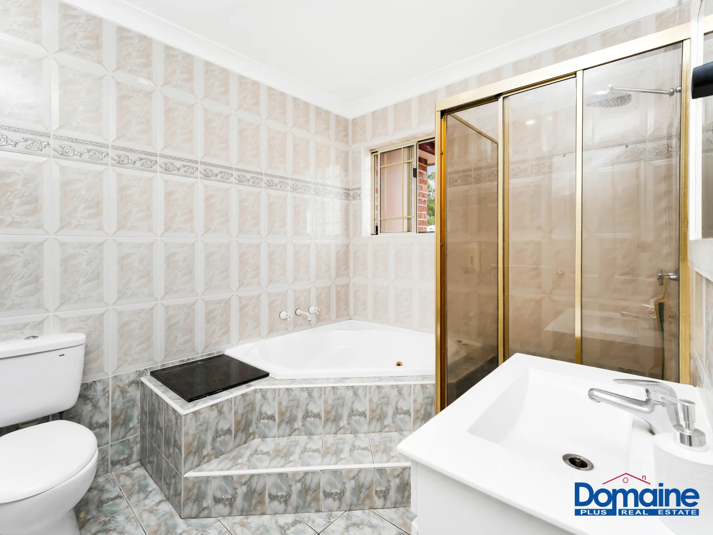 Additional image 10 of 2/40 Roberts Road, Greenacre NSW 2190