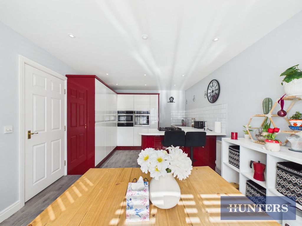 Additional image 4 of 4 bed detached house for saleWillowdale Close, Bridlington YO16