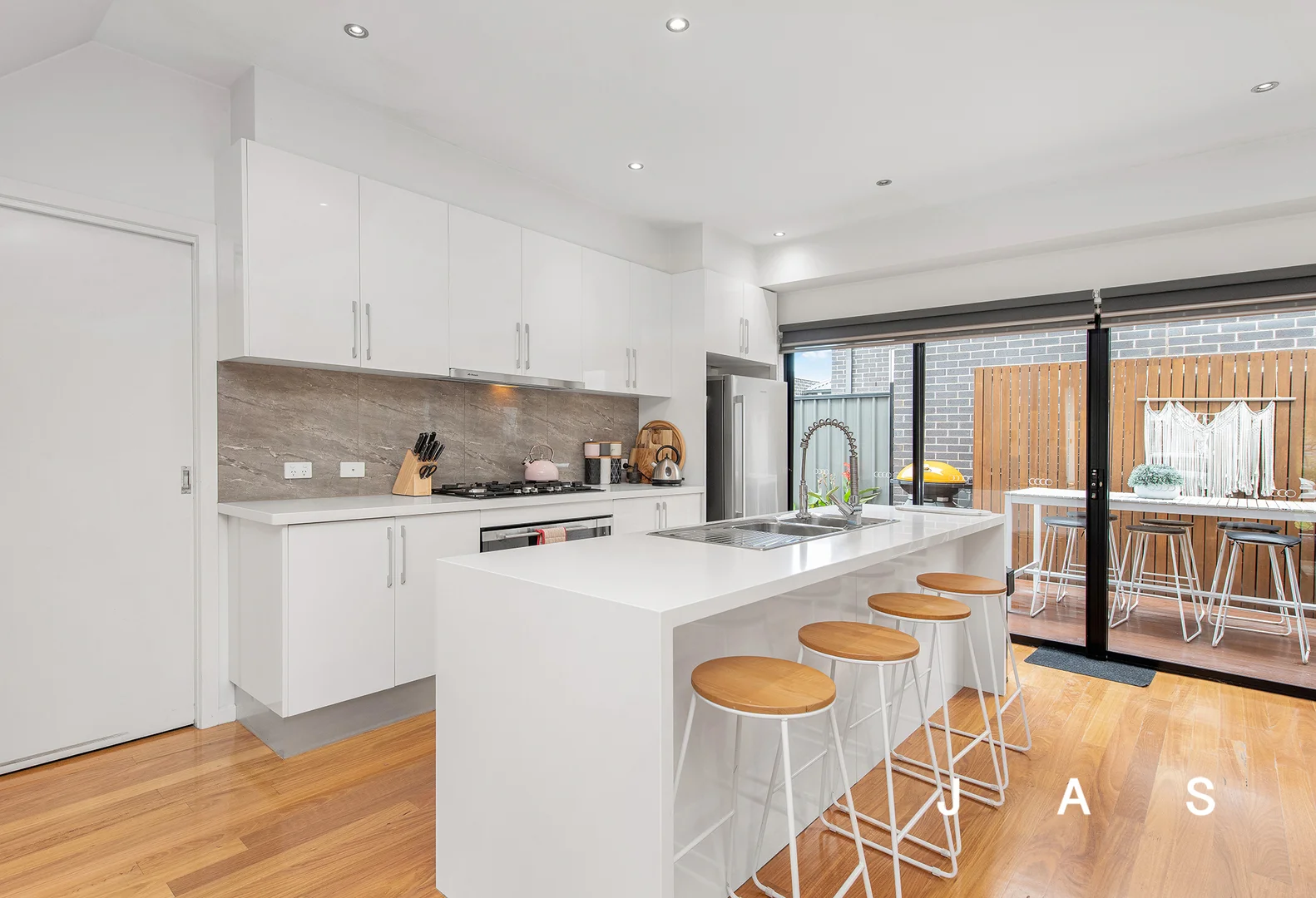 Additional image 4 of 1/11 Almond Avenue, Brooklyn VIC 3012